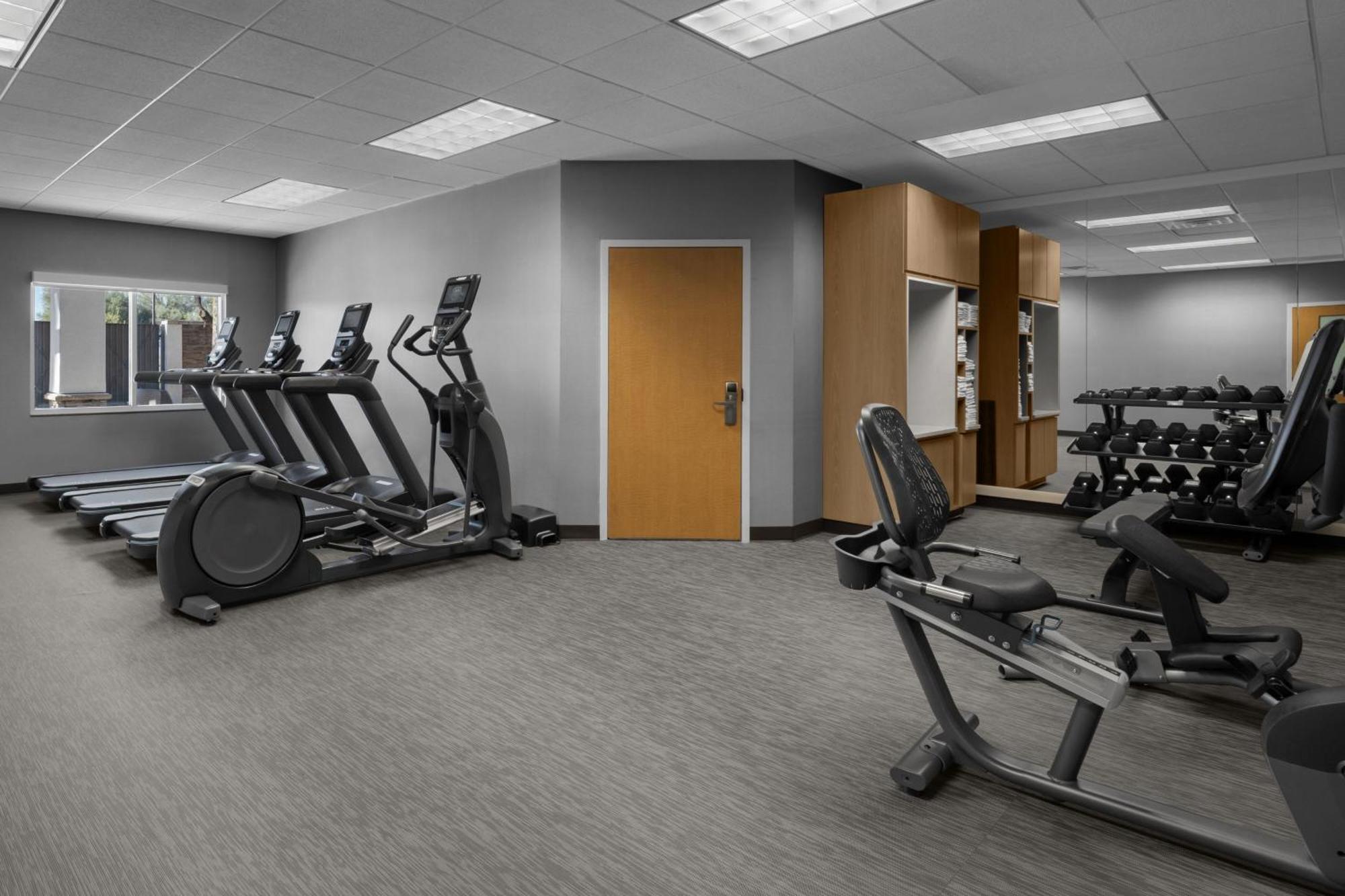 Courtyard By Marriott Phoenix West/Avondale Dış mekan fotoğraf