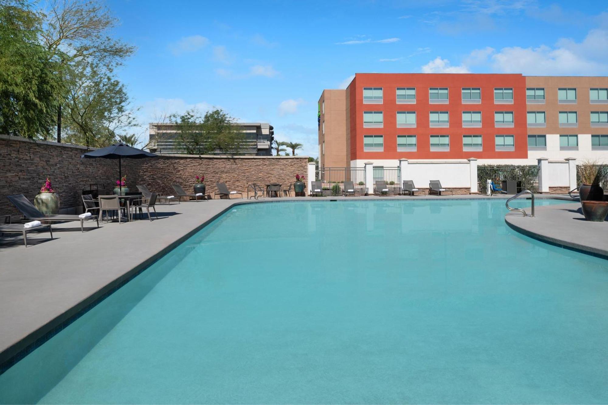 Courtyard By Marriott Phoenix West/Avondale Dış mekan fotoğraf