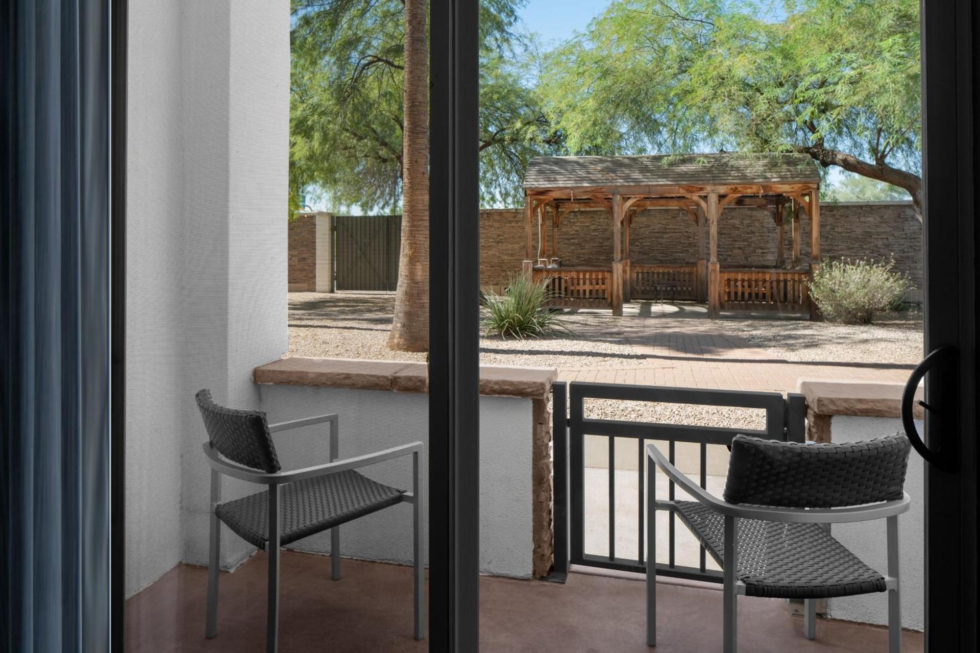 Courtyard By Marriott Phoenix West/Avondale Dış mekan fotoğraf